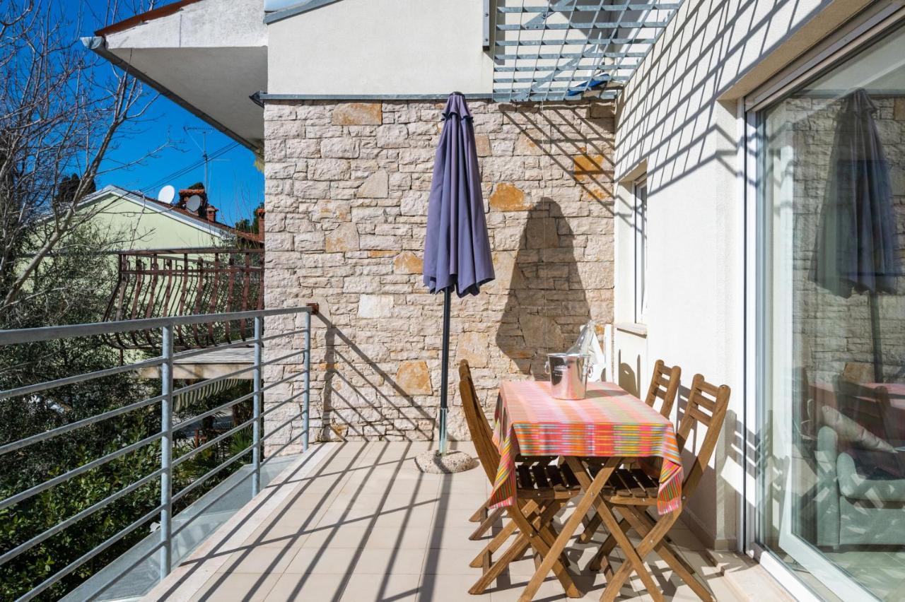 Apartment Manto Free Parking Rovinj Exteriör bild